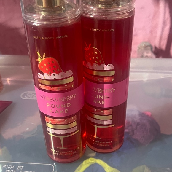 Bath & Body Works | Accessories | Bath Body Works Red Strawberry Pound ...